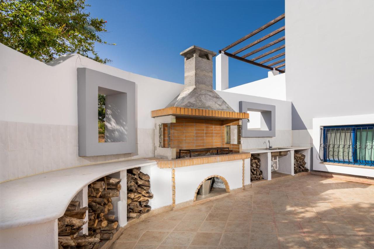 The "Perfect Beach House" Villa Lakhania Esterno foto