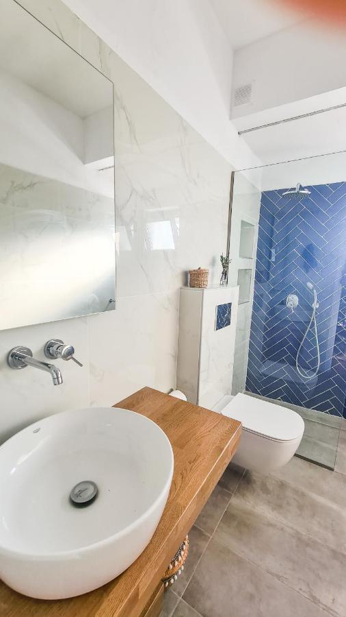 The "Perfect Beach House" Villa Lakhania Esterno foto