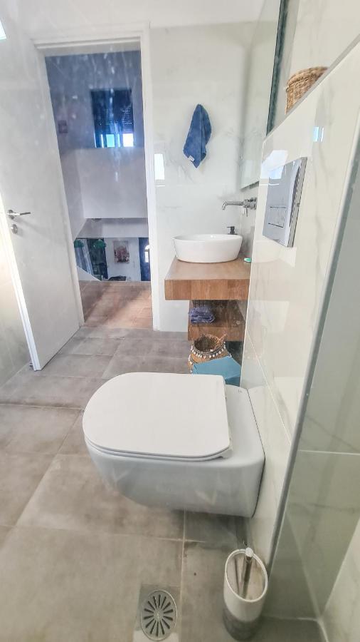 The "Perfect Beach House" Villa Lakhania Esterno foto